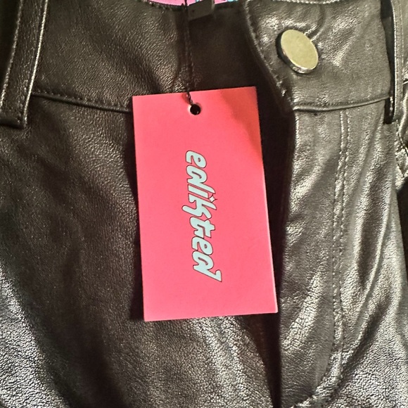 Edikted NWT black faux leather pants size M - Picture 4 of 5